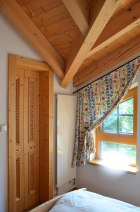  Haus Enzian  Зеефельд
